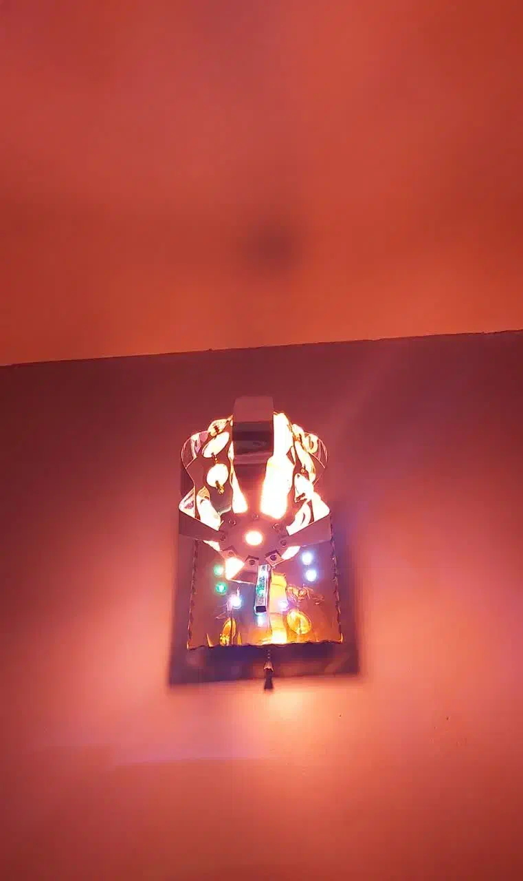 لوستر دیوار کوب سالم و تمیز|لوستر و چراغ آویز|فردیس, فرامرزیه|دیوار