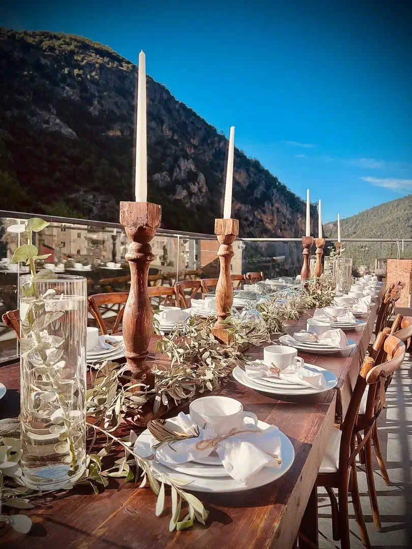 ظروف کرایه و بادکنک و گل ارایی احسانی|خدمات پذیرایی، مراسم|گرگان, |دیوار