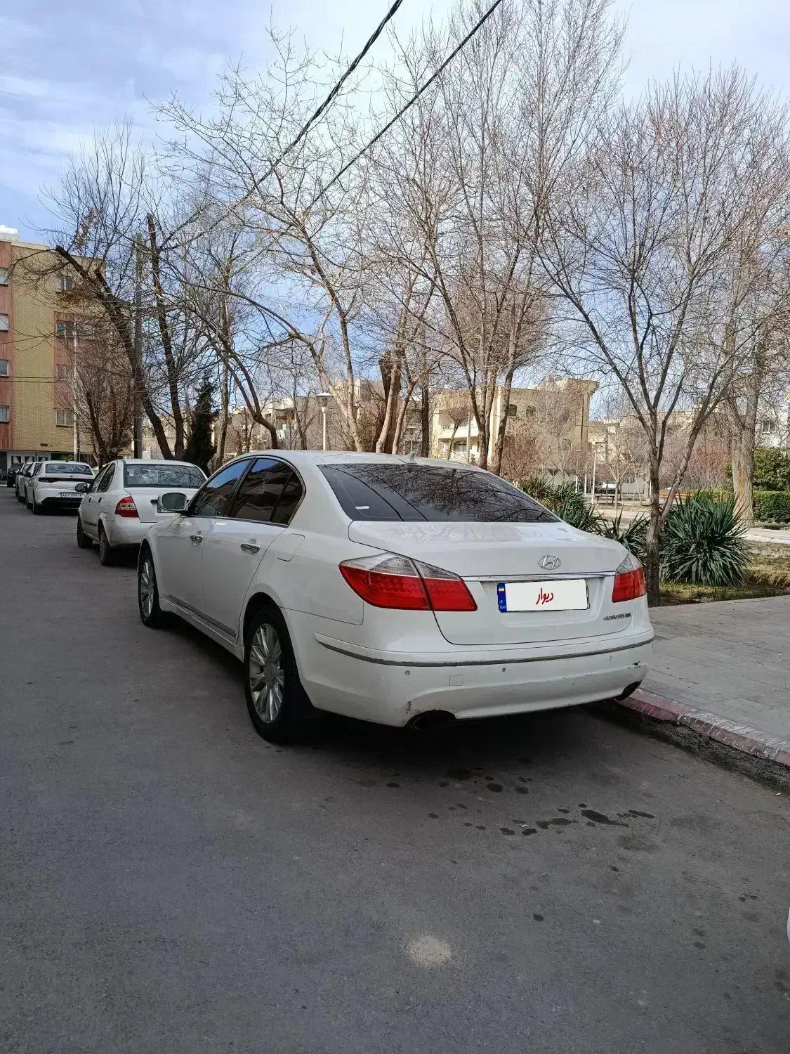 جنسیس ۲۱۰    ۴۱۰۰|خودرو سواری و وانت|اصفهان, سروستان|دیوار