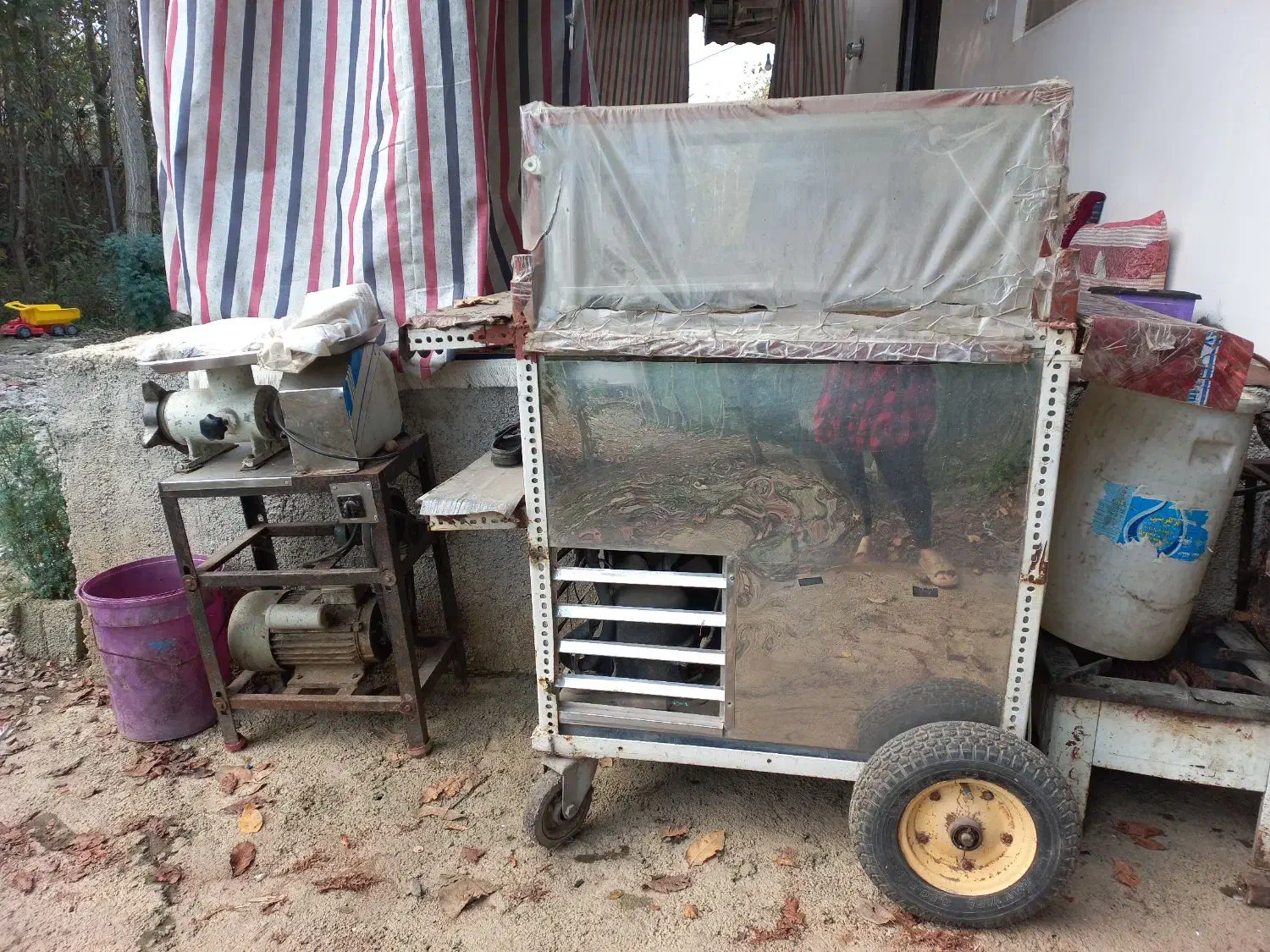 فر پیتزا،چرخ گوشت صنعتی،یخچال فالوده|کافی‌شاپ و رستوران|گوراب زرمیخ, |دیوار