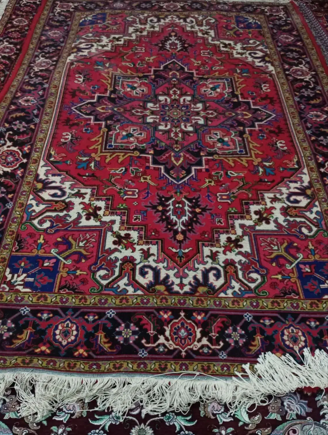 فرش دستبافت شش متری نقشه تاجری|فرش|بستان آباد, |دیوار