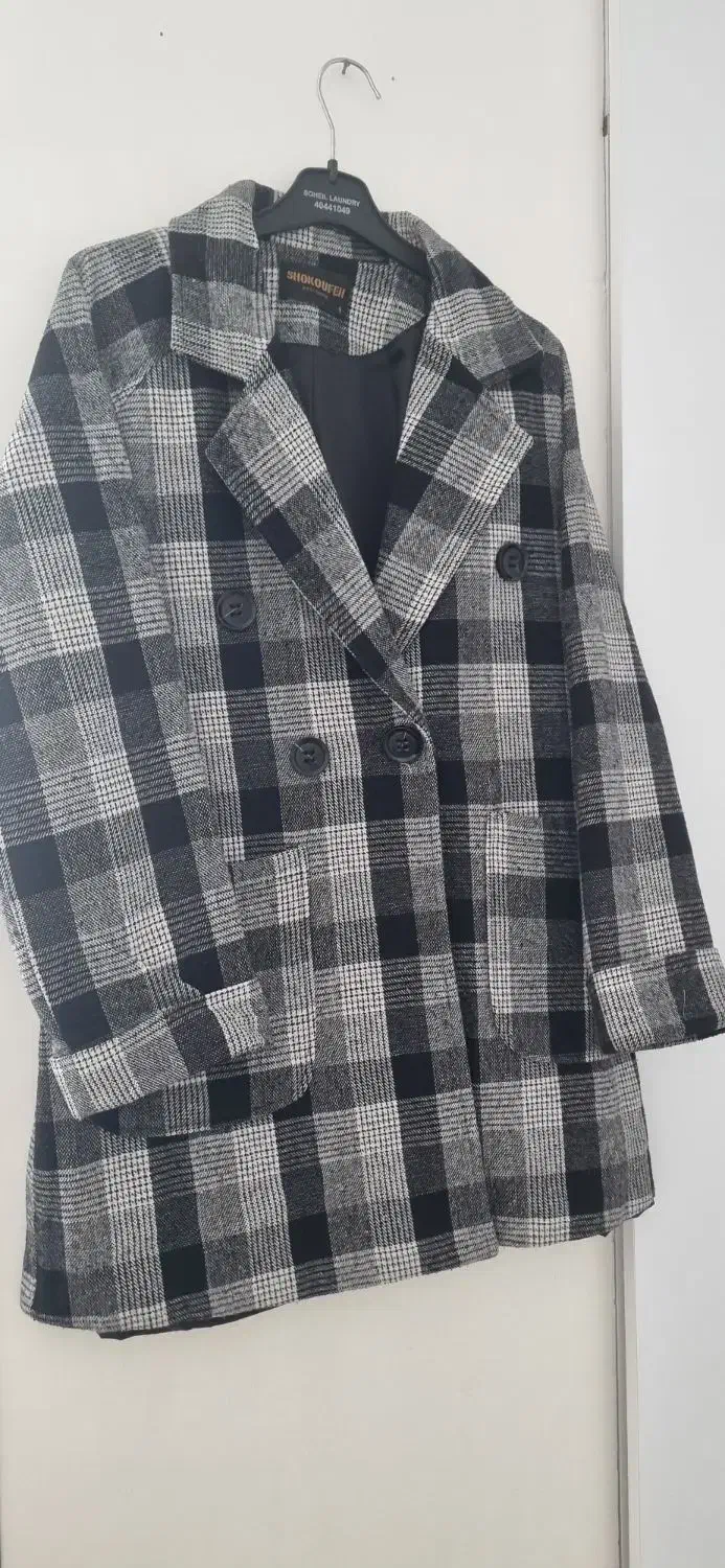 پالتو کتی|لباس|رباطکریم, رباطکریم|دیوار