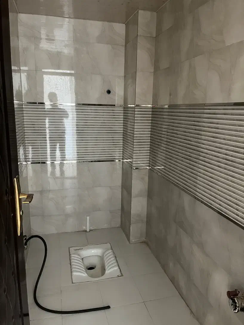 ۹۳ متر / شهرک شاهد / نقلی و خوش قیمت|فروش آپارتمان|گرمدره, |دیوار