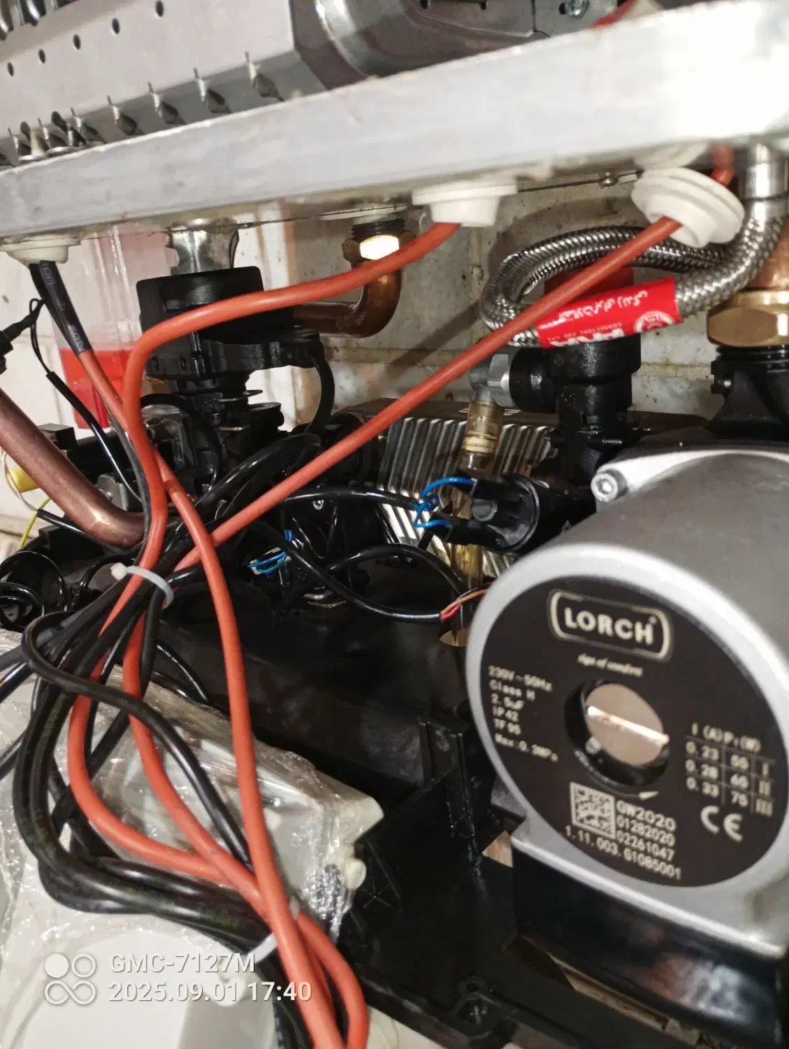 تعمیرکار سرویسکار پکیچ و آبگرمکن دیواری|آبگرمکن، پکیج، شوفاژ|مشهد, الهیه|دیوار