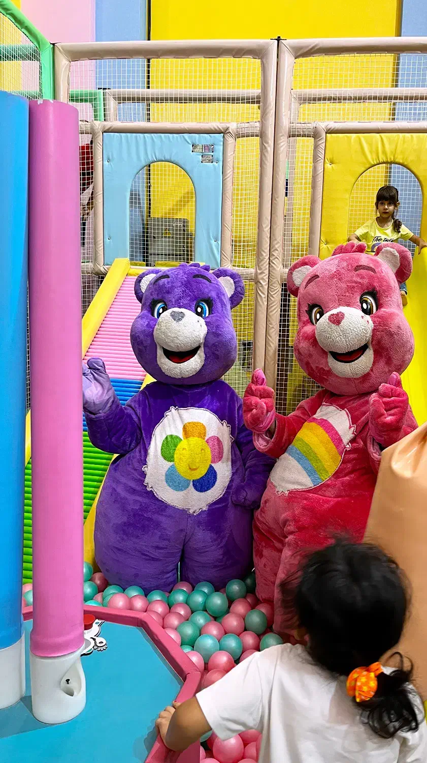 مربی کودک صندوقدار گریمور فروشنده نظافتچی|استخدام خدمات فروشگاه و رستوران|ری, علایین|دیوار