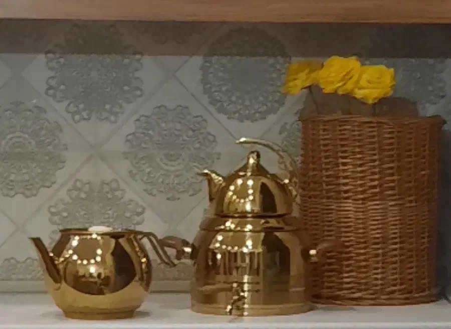 کتری شیردار به همراه قوری و کتری بزرگ دیگر|سماور، چایساز، قهوهساز|ساری, |دیوار