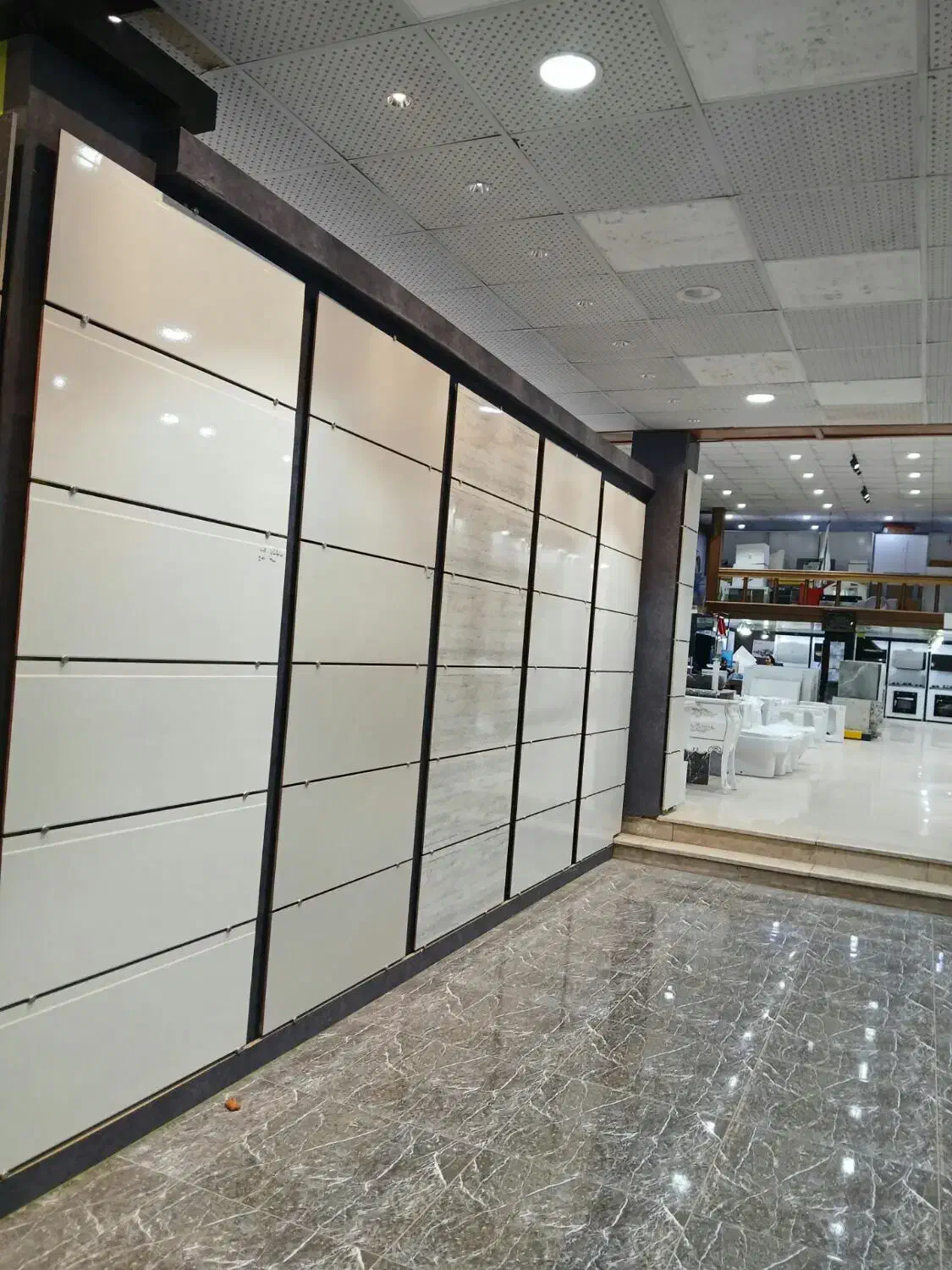 کاشی و سرامیک هفت رنگ|مصالح و تجهیزات ساختمان|کرمان, |دیوار