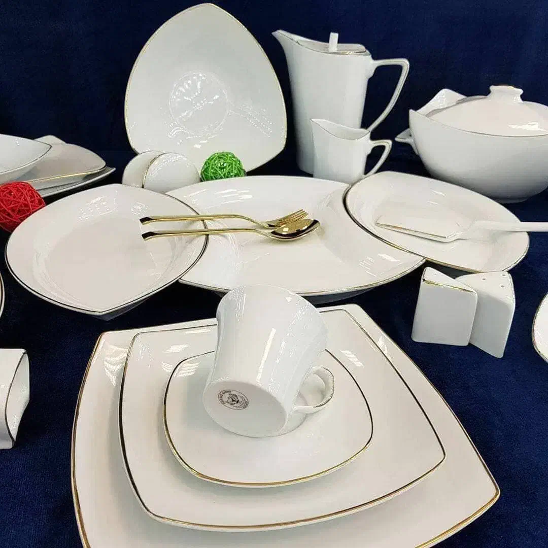 چینی ۳۶ نفره پردیس کاشان|ظروف سرو و پذیرایی|ری, دولتآباد|دیوار