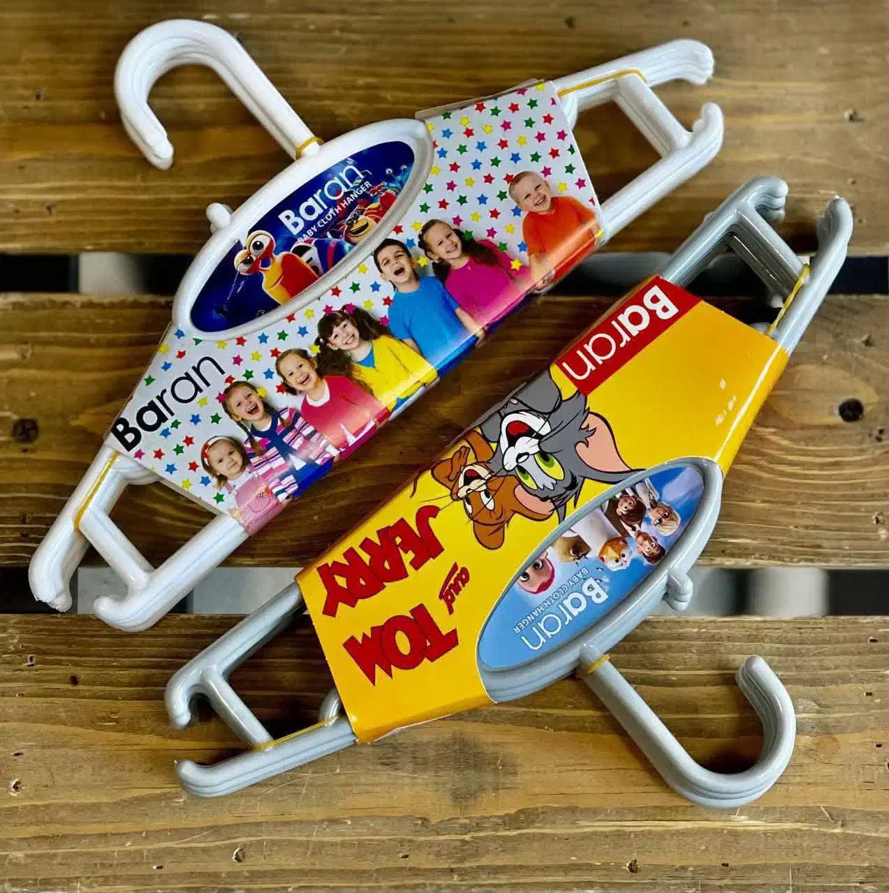 چوب لباس کودک (گالری کوروش)|اسباب و اثاث بچه|بیرجند, |دیوار