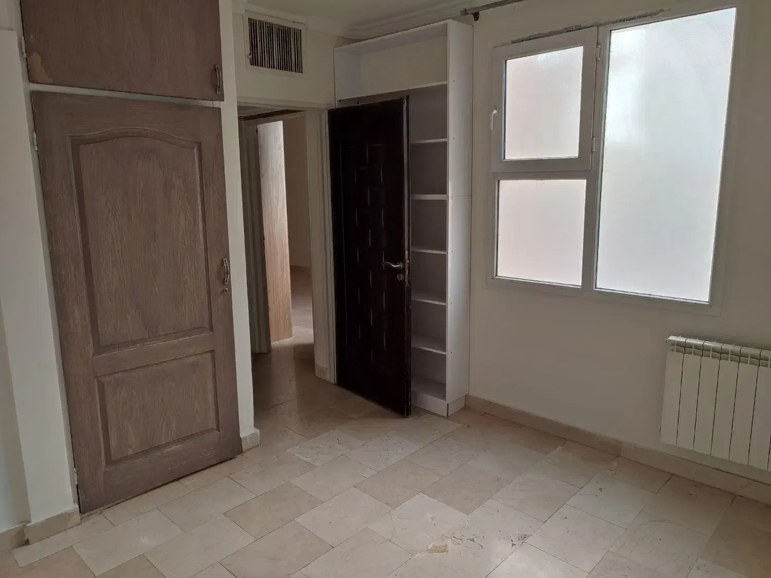 ۱۳۰متر/تک واحدی/نورگیری عالی/تراس قابل چیدمان