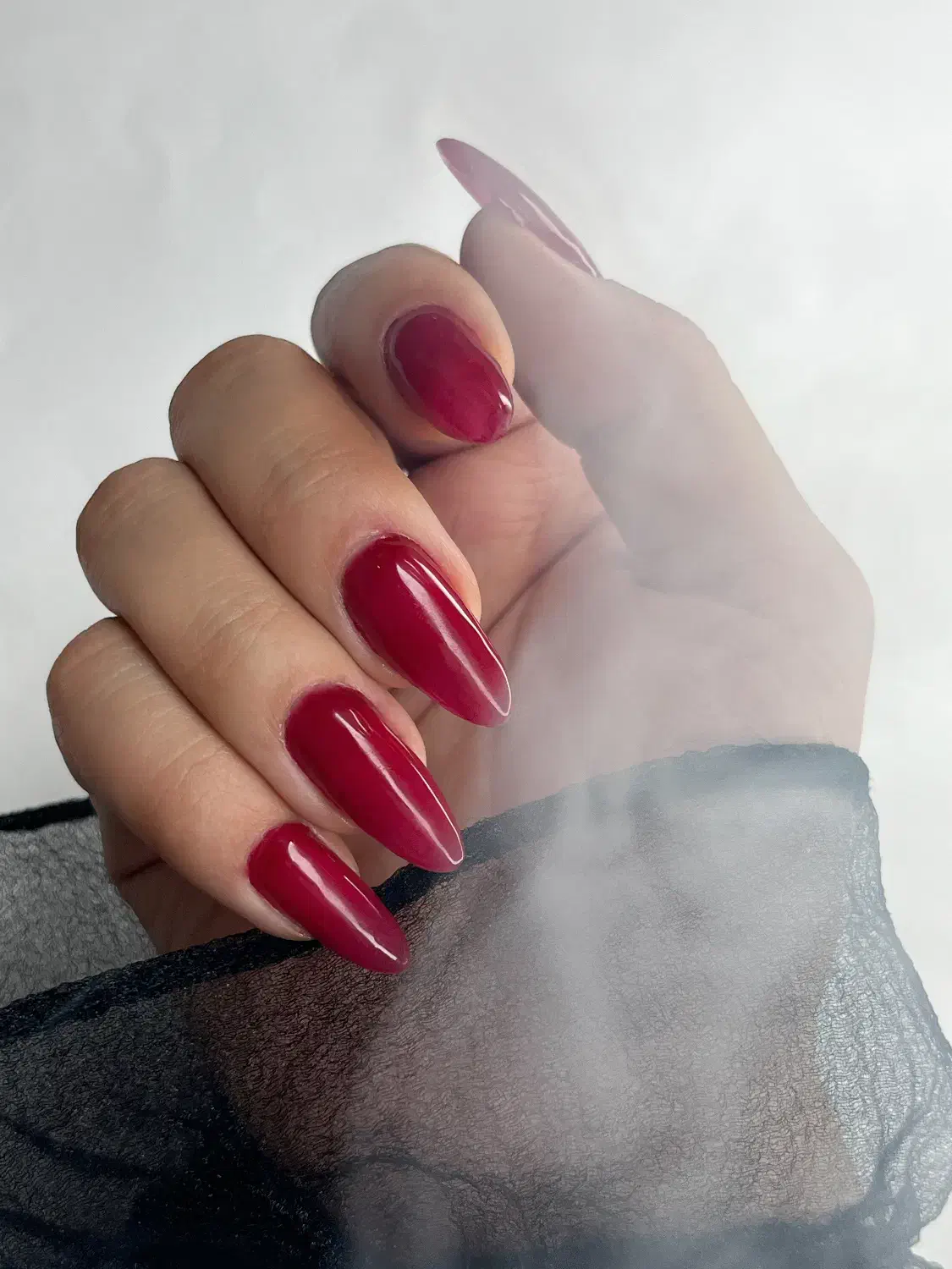 ترمیم /کاشت ناخن / ژلیش|خدمات آرایشگری و زیبایی|شیراز, ریشمک|دیوار