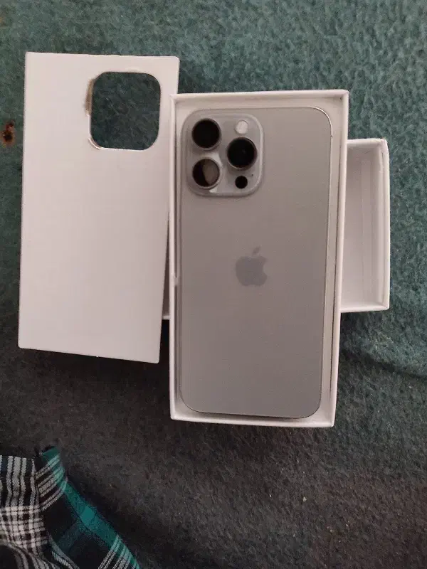 ایفون|موبایل|خرم‌آباد, |دیوار