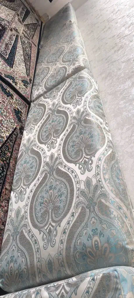 پشتی در حد نو|پشتی|ایوان, |دیوار