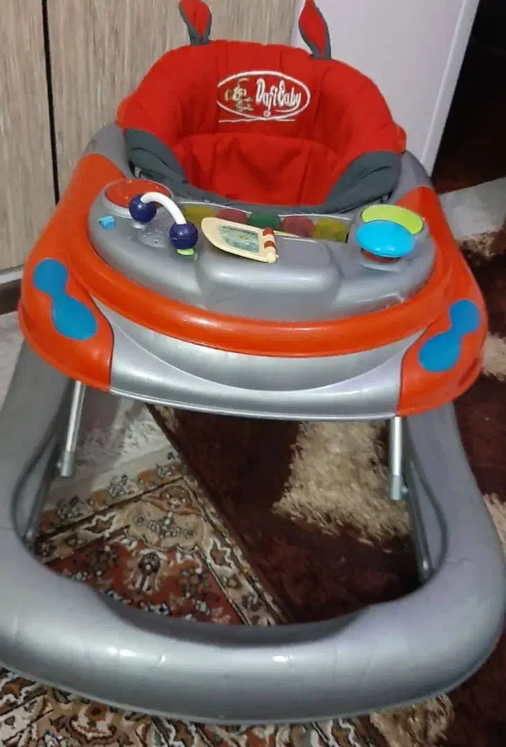 رورویک|کالسکه و لوازم جانبی|تهران, آهنگ|دیوار