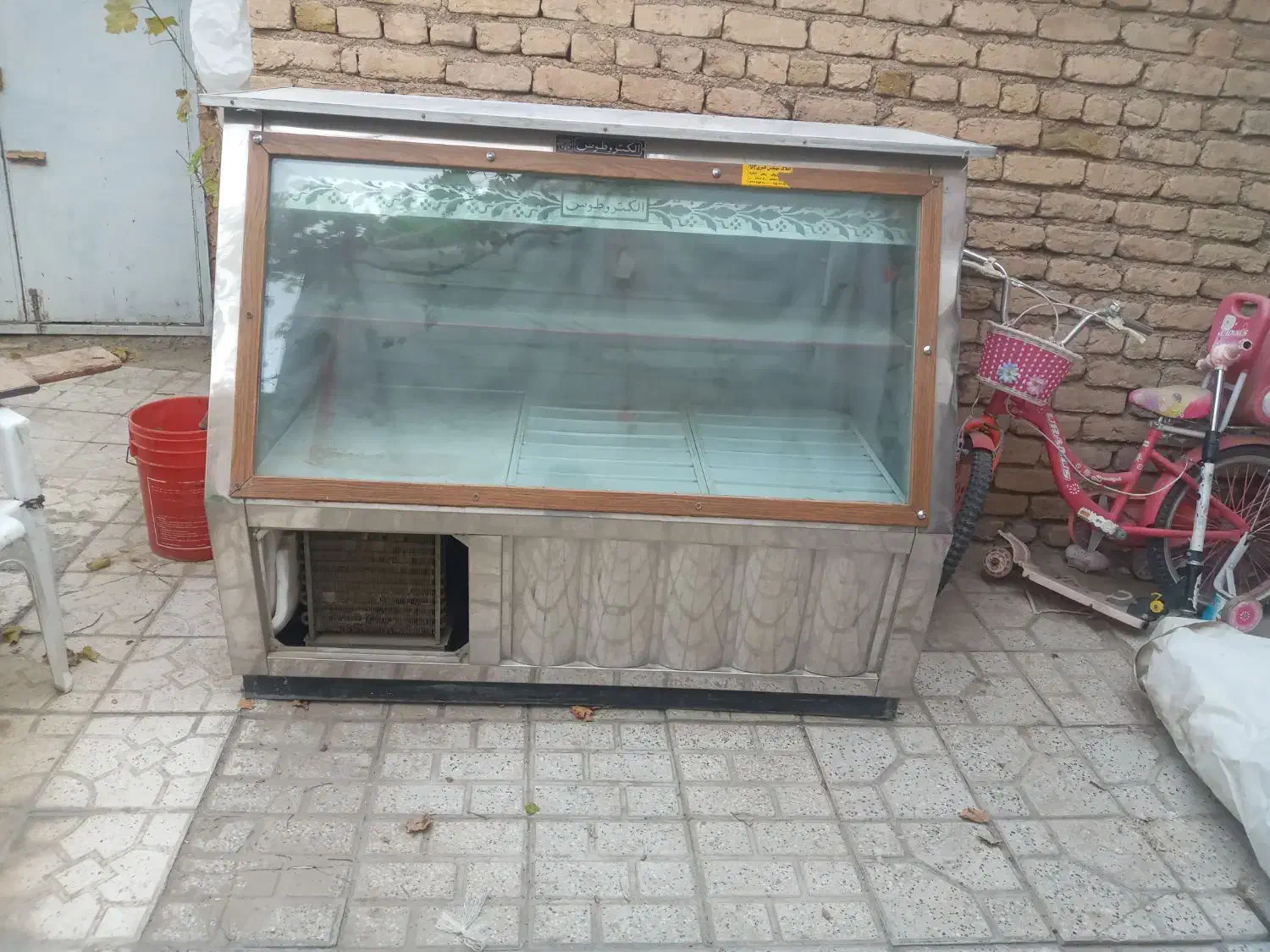 یخچال ویترین ۱.۵متر|فروشگاه و مغازه|چناران, |دیوار