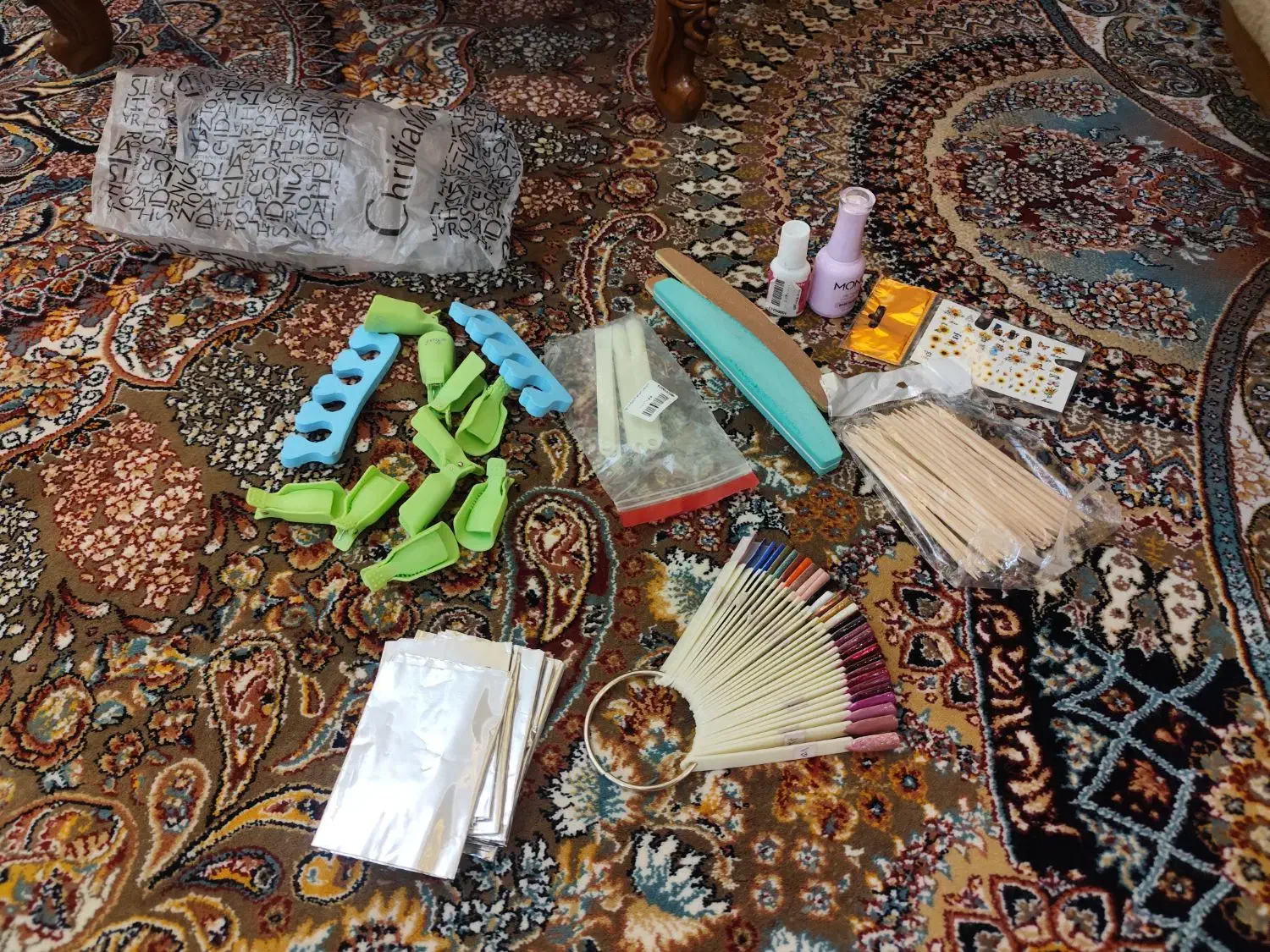 ناخن|آرایشی، بهداشتی، درمانی|صوفیان, |دیوار