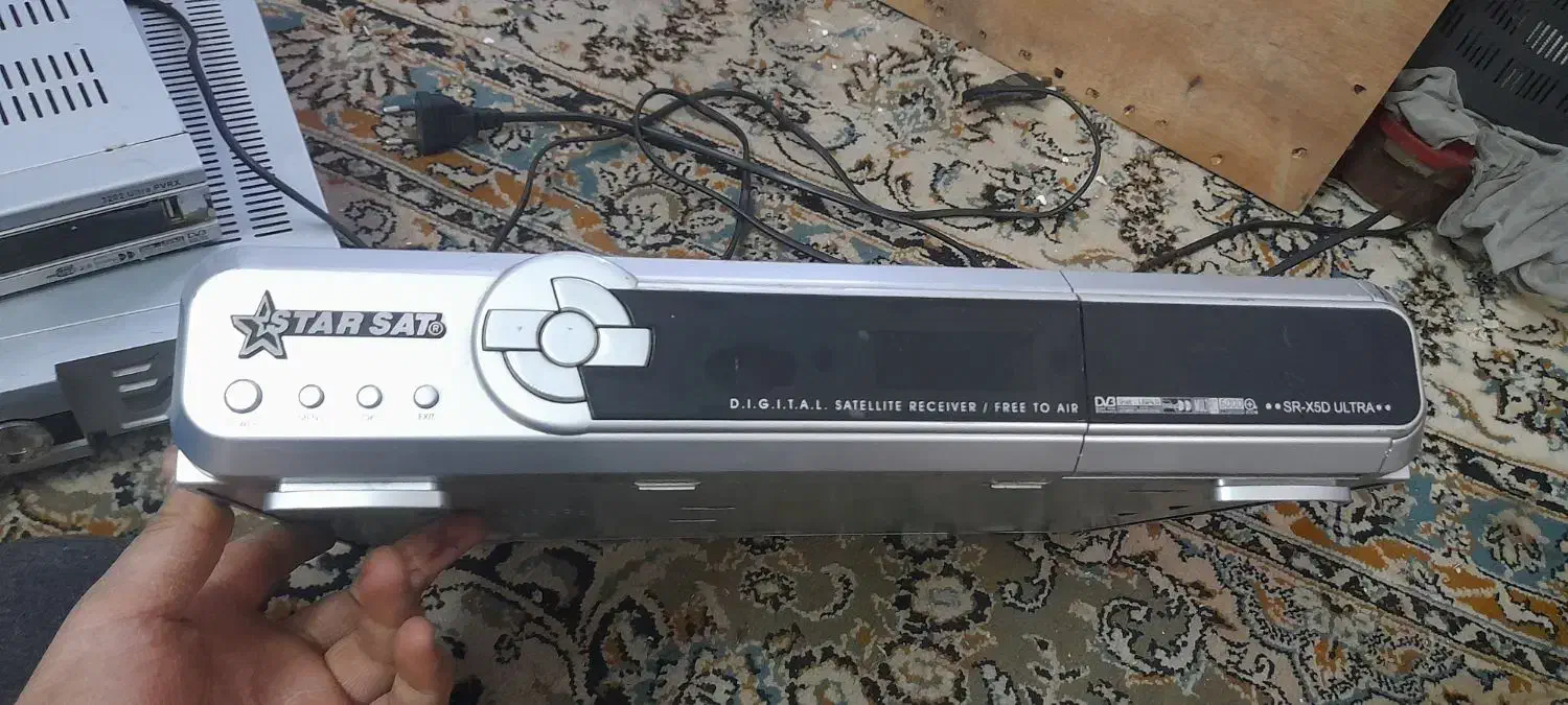 گیرنده دیجیتال|صوتی و تصویری|ساوه, |دیوار