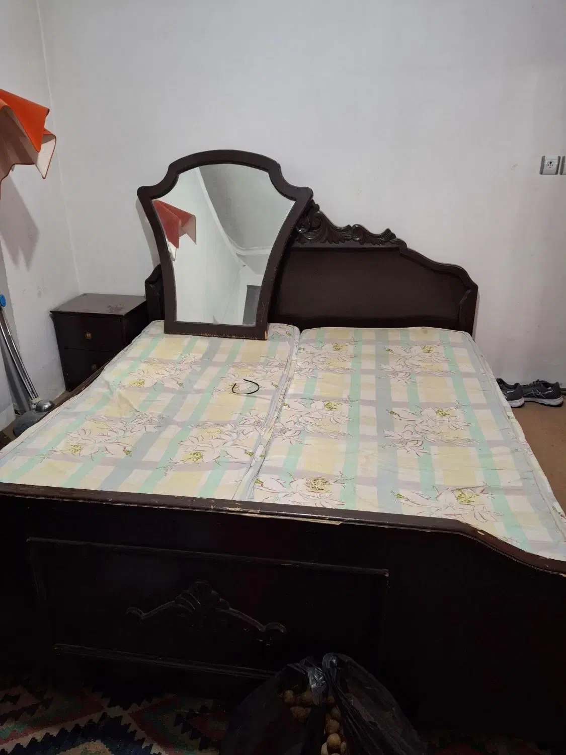 سرویس تخت خواب|تخت و سرویس خواب|مراغه, |دیوار