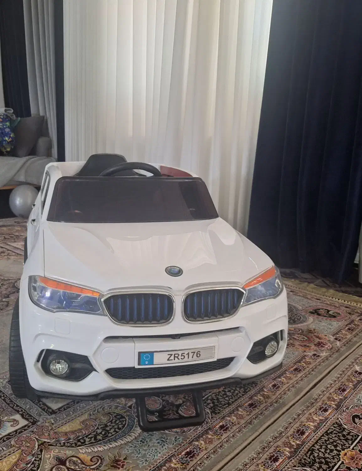 ماشین شارژی|اسباب‌‌بازی|بروجن, |دیوار