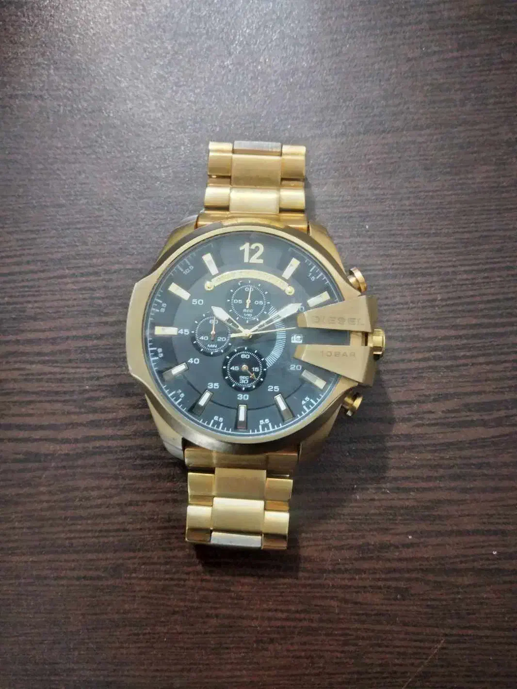 ساعت دیزل شاخدار|ساعت|اراک, |دیوار