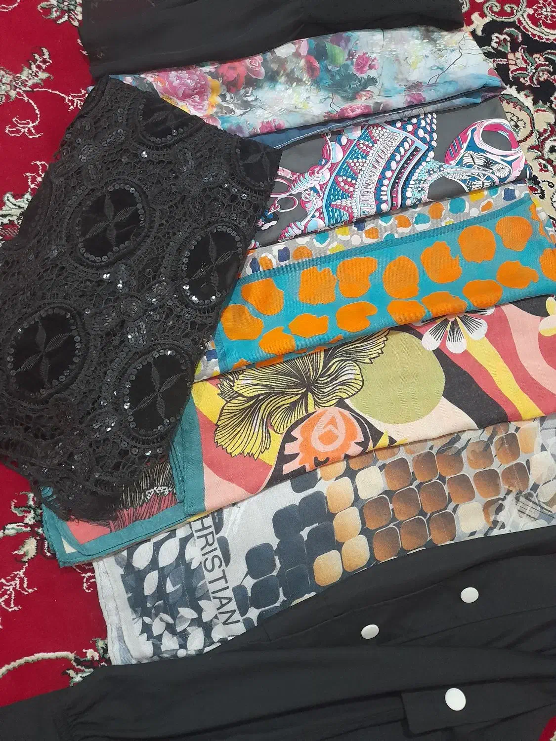 چند روسری قواره بزرگ|لباس|کوهدشت, |دیوار