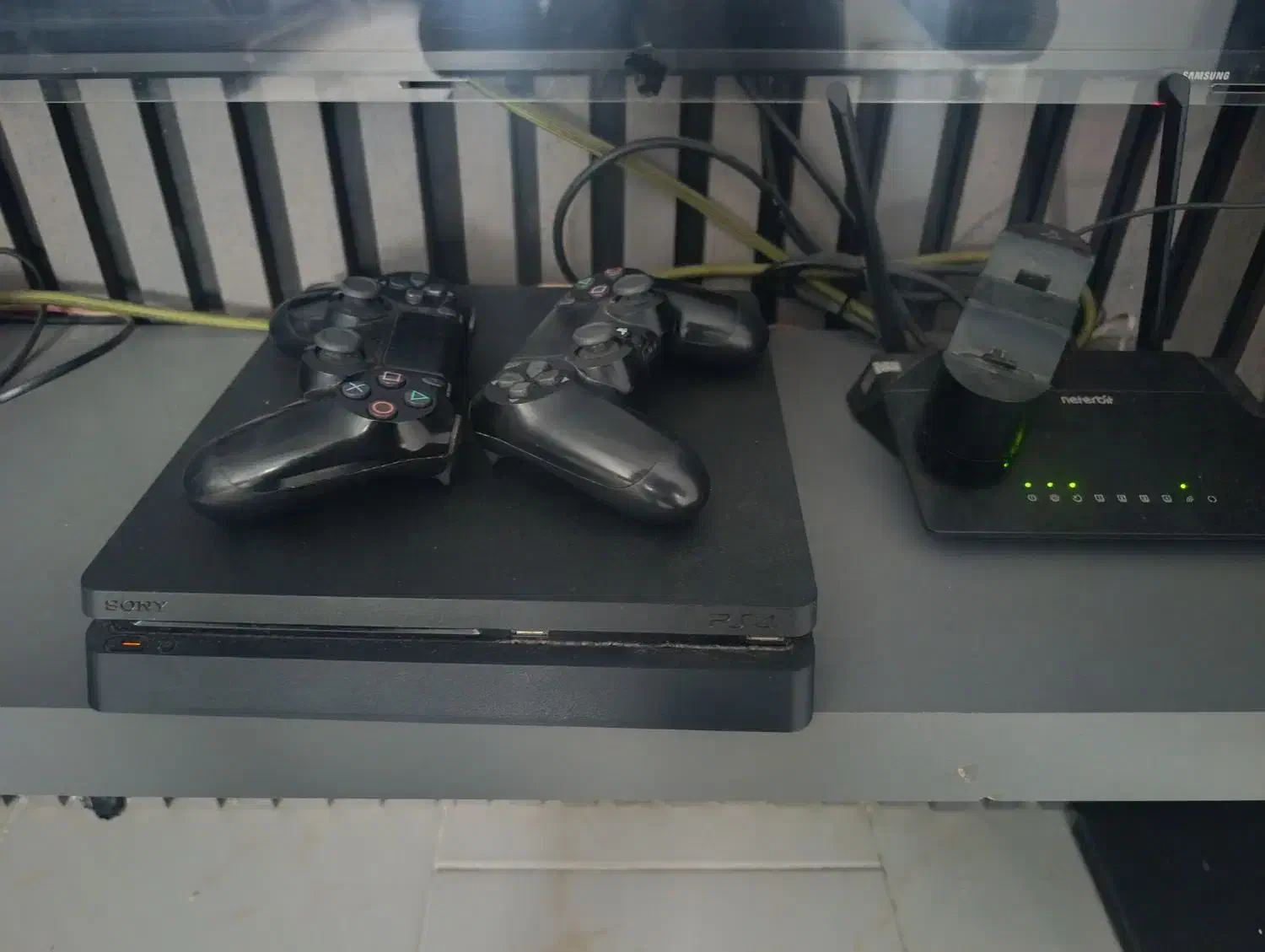 ps4 دودسته درحد|کنسول، بازی ویدئویی و آنلاین|پردیس, فاز ۱۱|دیوار