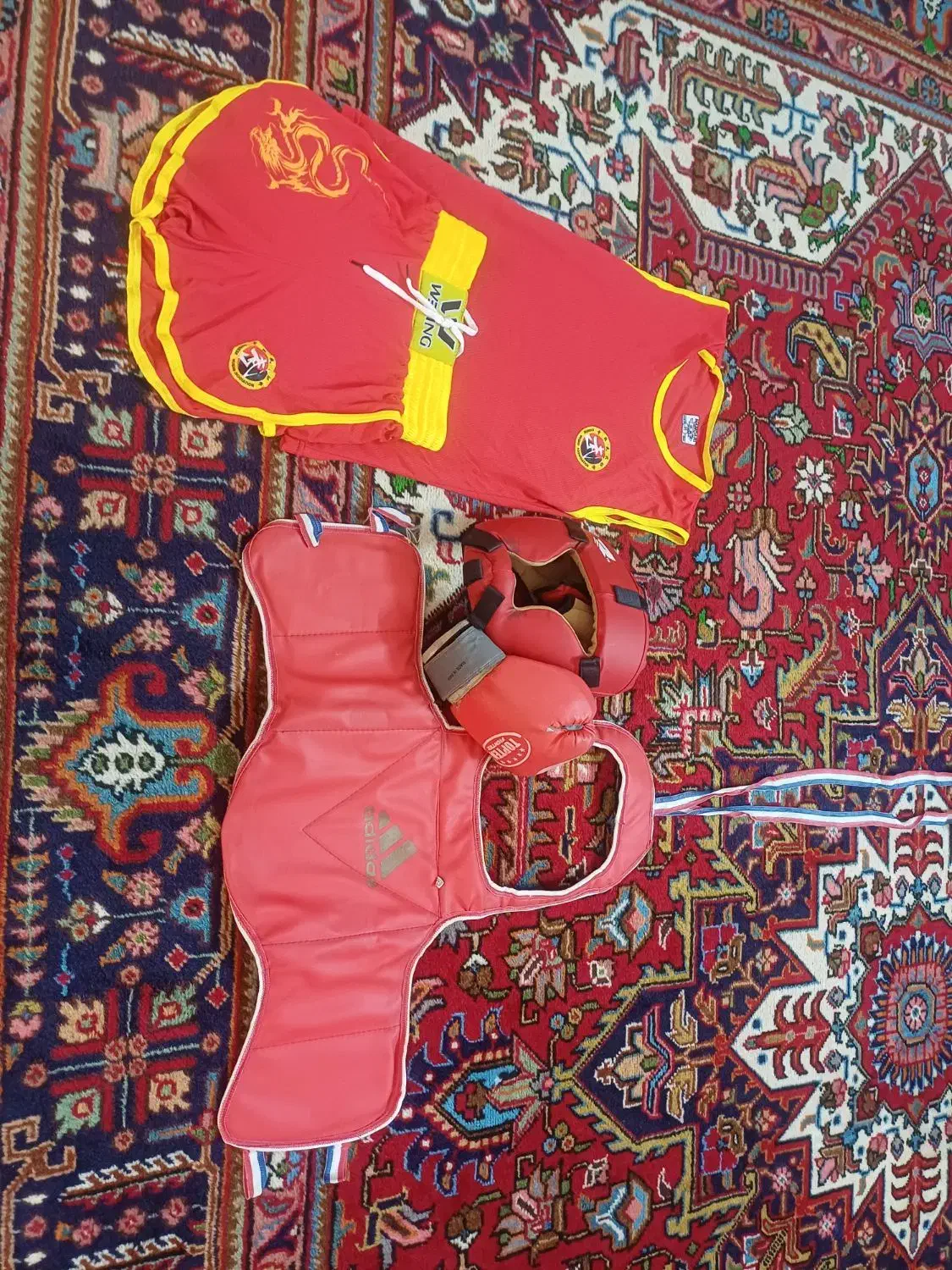 لباس ووشو|لباس|مرند, |دیوار