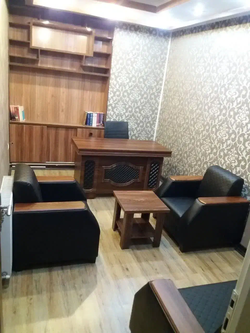 یک اتاق از دفتر کار اداری|اجارهٔ دفتر کار، اتاق اداری، مطب|قم, زنبیل آباد|دیوار