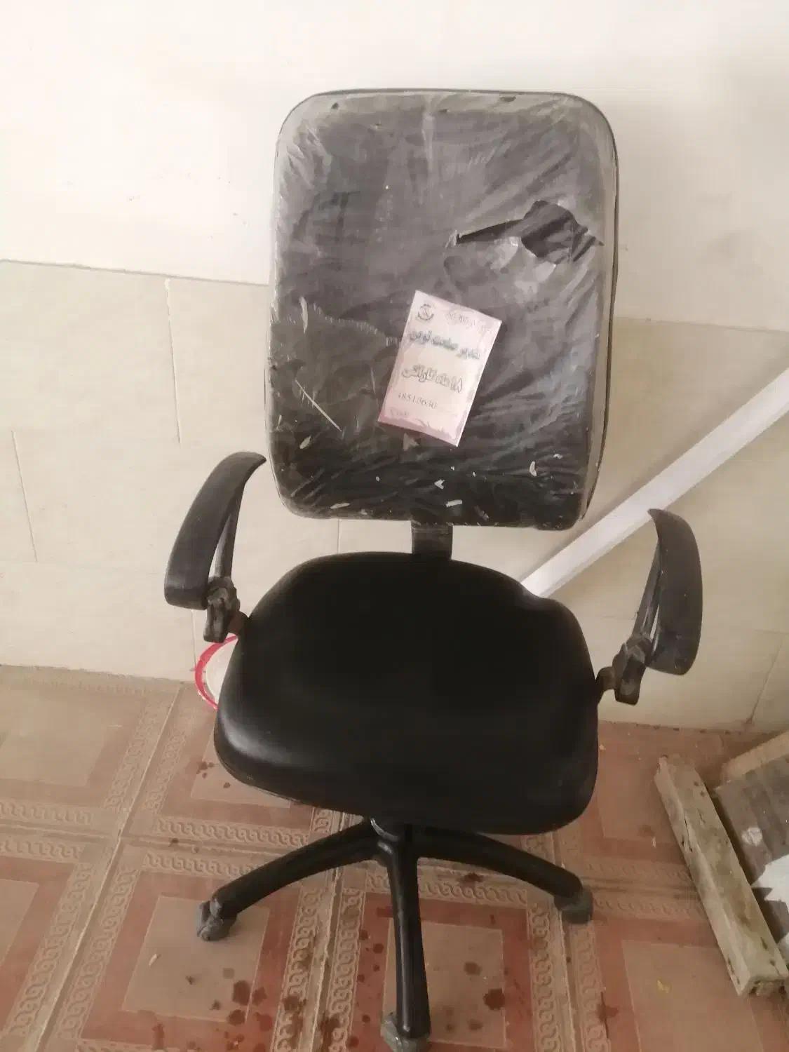 صندلی گردان چرخ دار|مبلمان اداری|آبیک, |دیوار