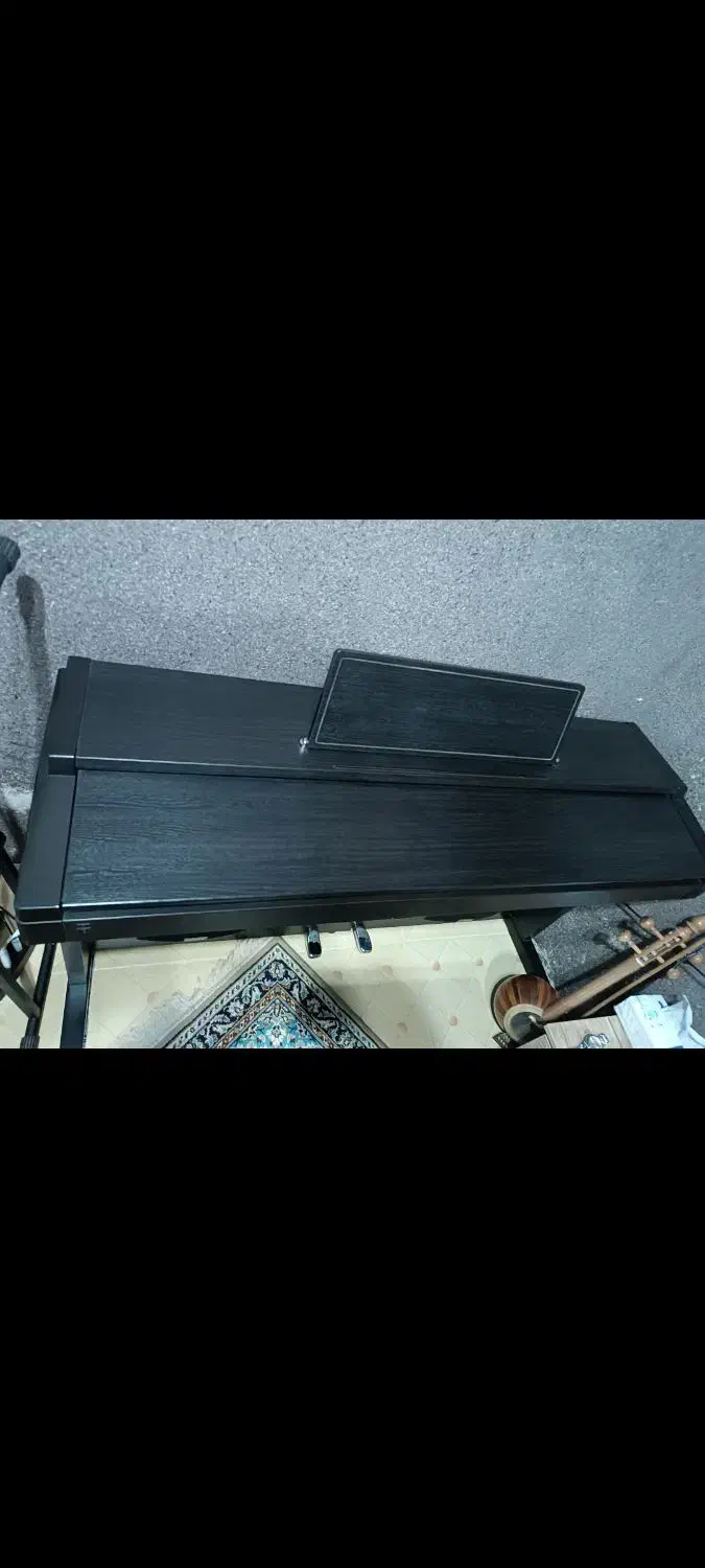 پیانو دیجیتال رولند|پیانو، کیبورد، آکاردئون|رشت, یخسازی|دیوار