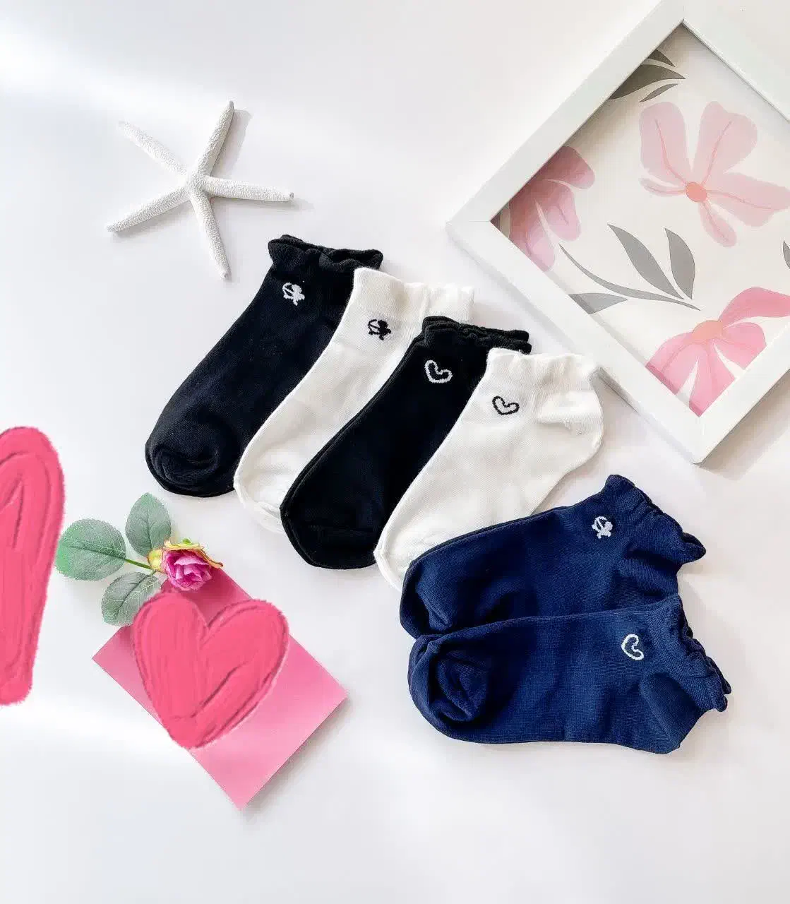 جوراب|لباس|اردل, |دیوار