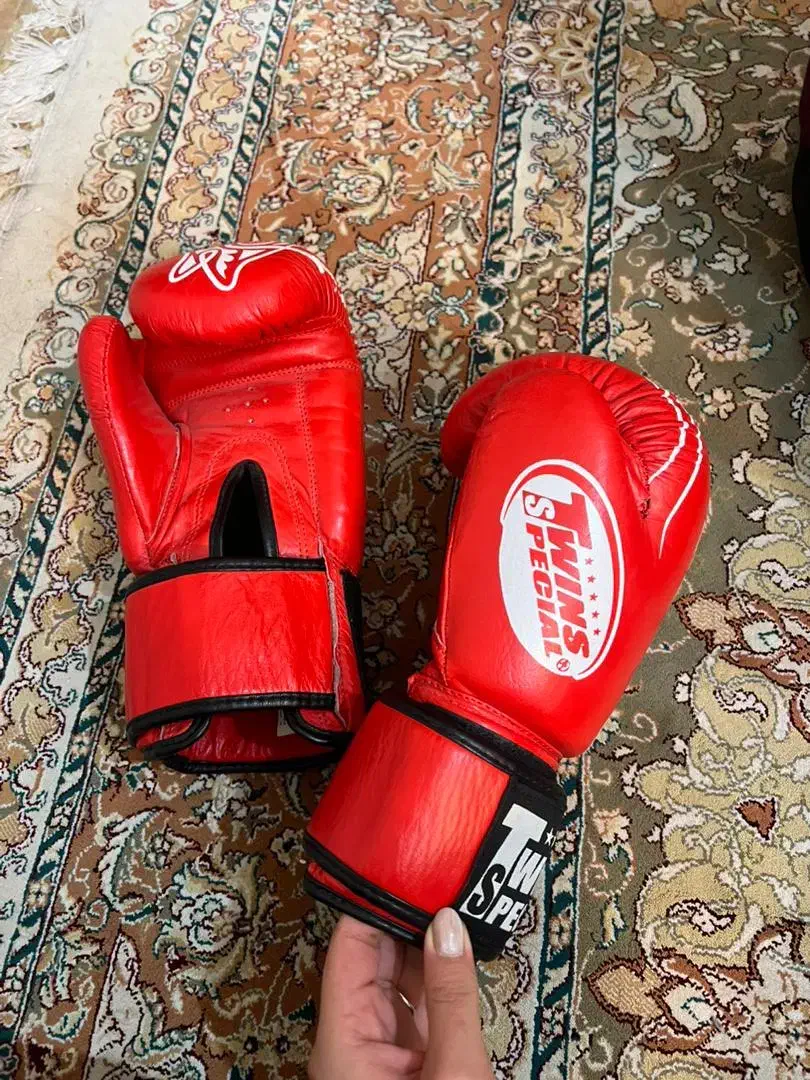 دستکش بوکس|تجهیزات ورزشی|اصفهان, بهارستان|دیوار