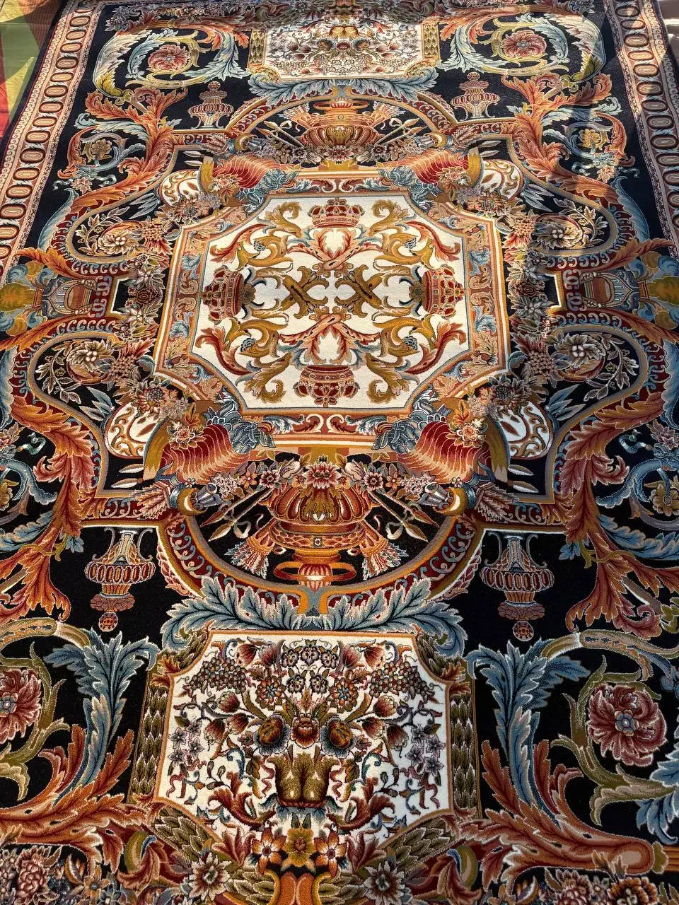 فرش طرح فرانسوی|فرش|کرج, حصارک بالا|دیوار