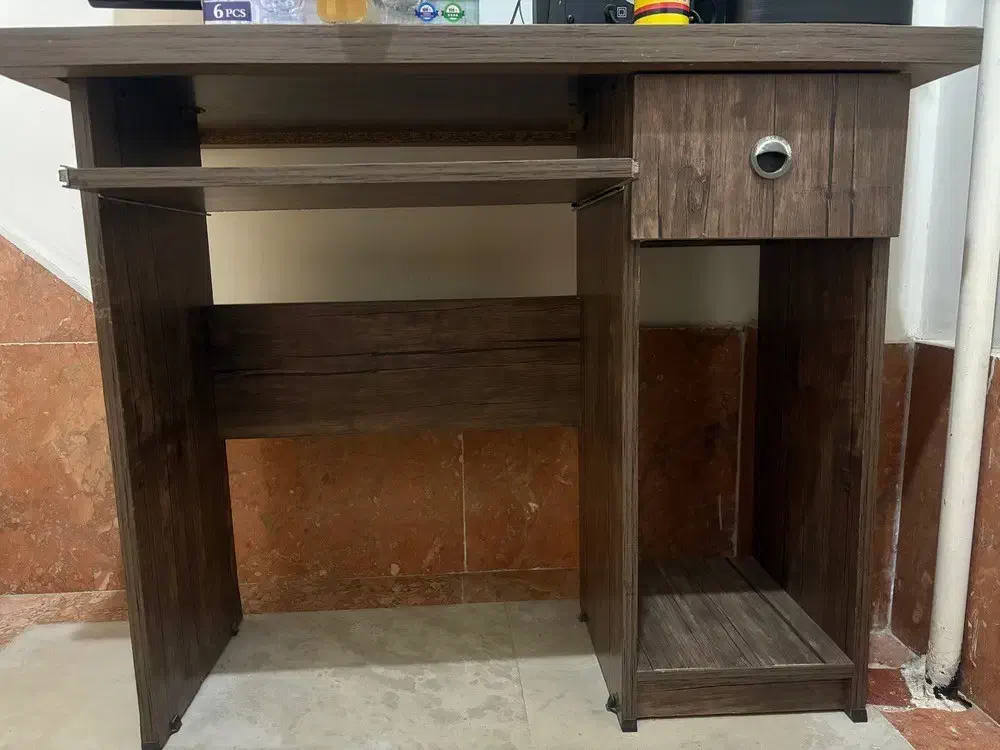 میز کامپیوتر درحد نو|میز تحریر و کامپیوتر|قائمشهر, |دیوار