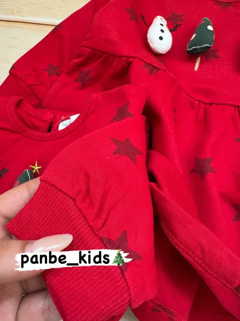 پیراهن دخترونه|کفش و لباس بچه|صدرا-فارس, فاز ۱|دیوار