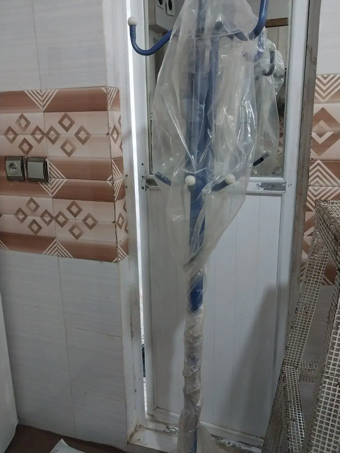 جالباسی ایستاده|بندرخت و رخت‌آویز|مشهد, دوست آباد|دیوار