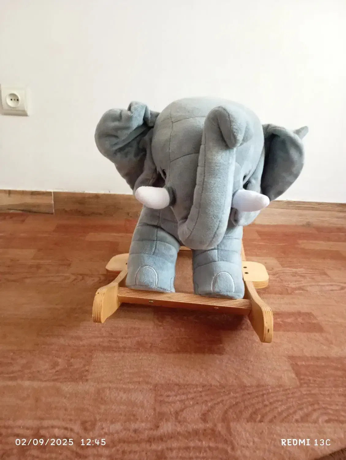 اسباب بازی راکر فیلی|اسباب و اثاث بچه|لاهیجان, لیالستان|دیوار