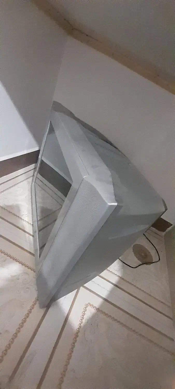 تلویزیون ۲۱ اینچ پاناسونیک|تلویزیون و پروژکتور|اسلامآباد غرب, |دیوار