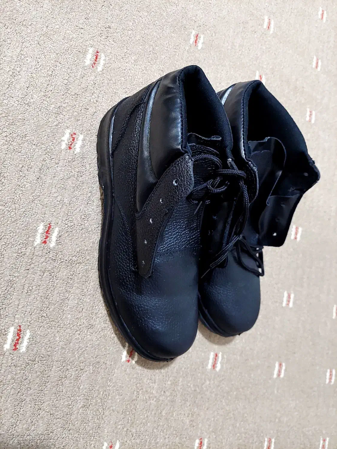 کفش کار ایمنی|کیف، کفش، کمربند|انگوران, |دیوار