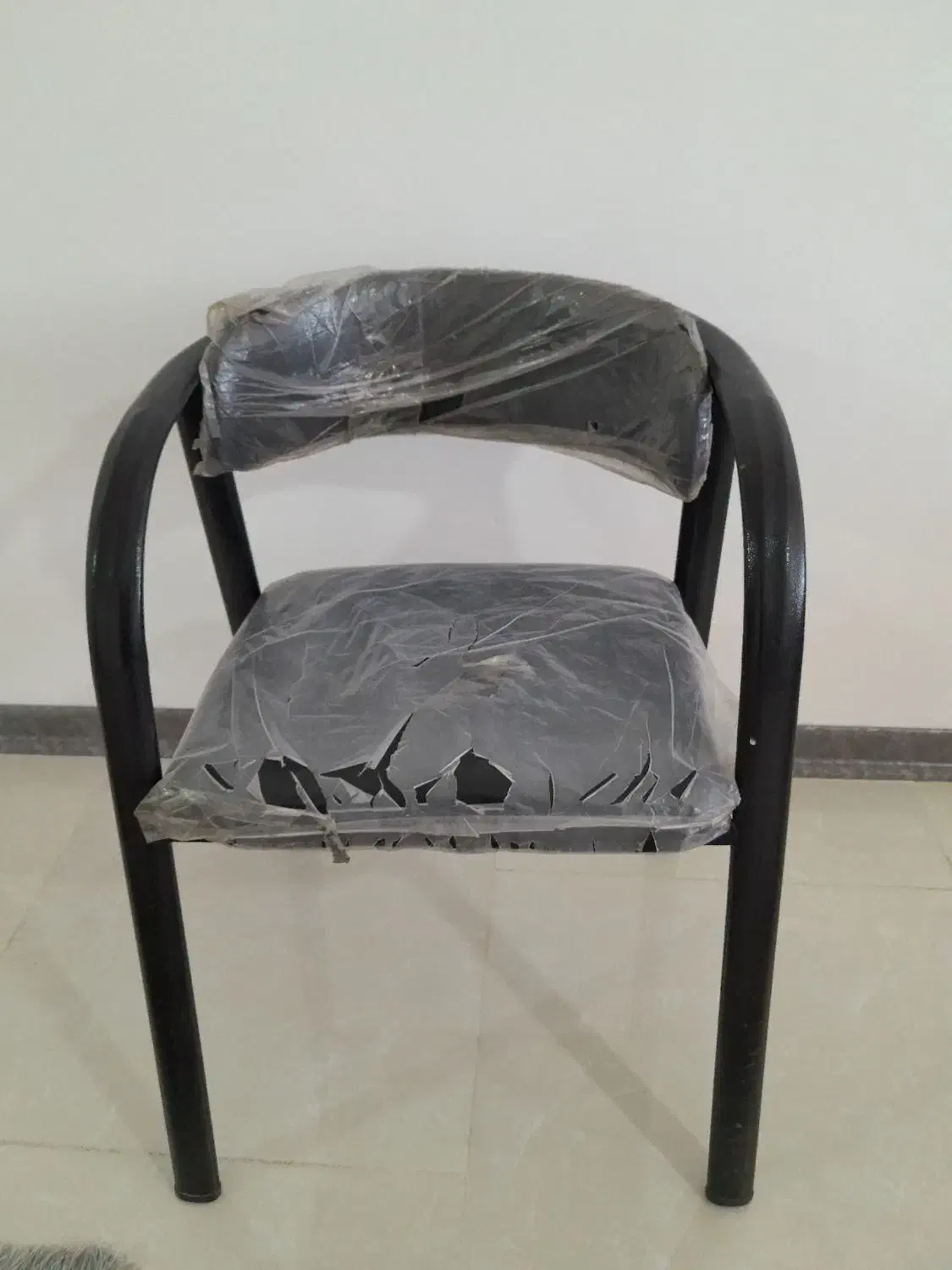 صندلی انتظار|صندلی و نیمکت|ساوه, |دیوار