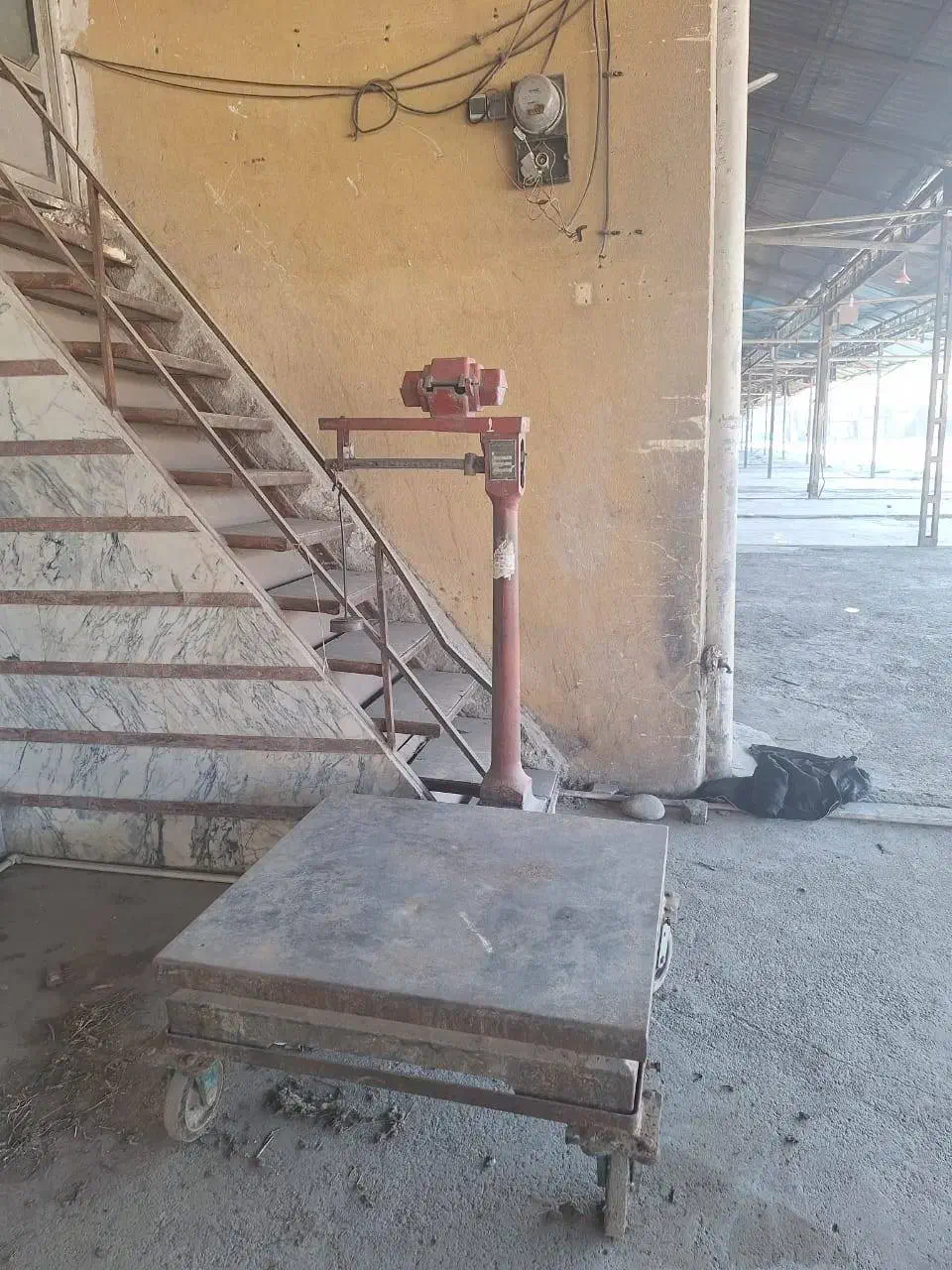 باسکول|ماشین‌آلات صنعتی|ساری, |دیوار