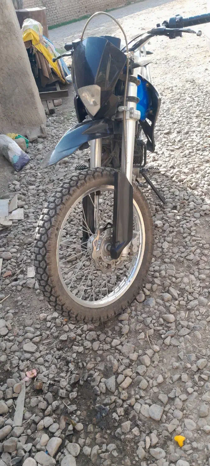 موتور تریل پیشرو 200cc|موتورسیکلت|سنگدوین, |دیوار