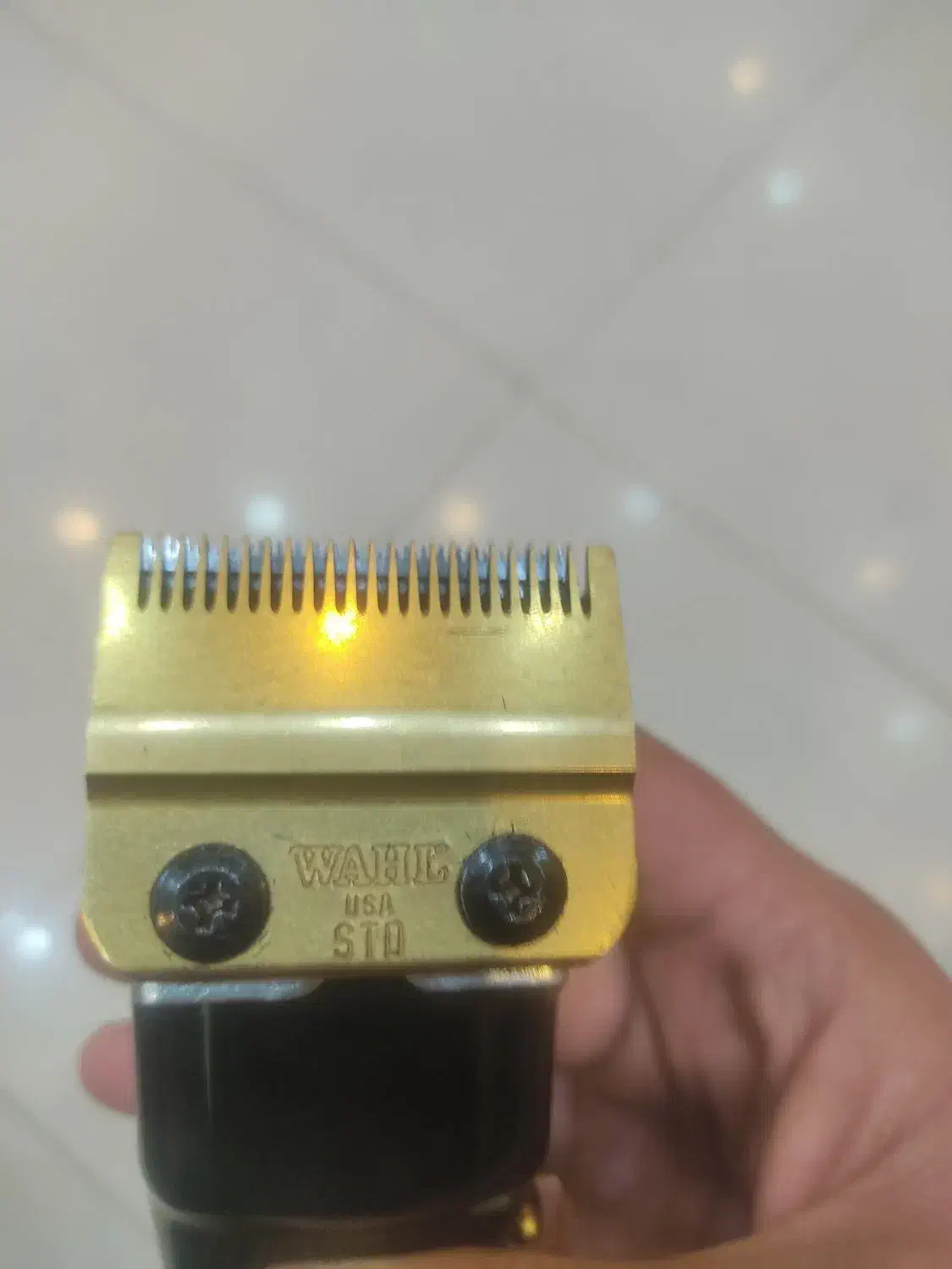 مجیک کلیپ گلد|آرایشی، بهداشتی، درمانی|فولادشهر, B4|دیوار