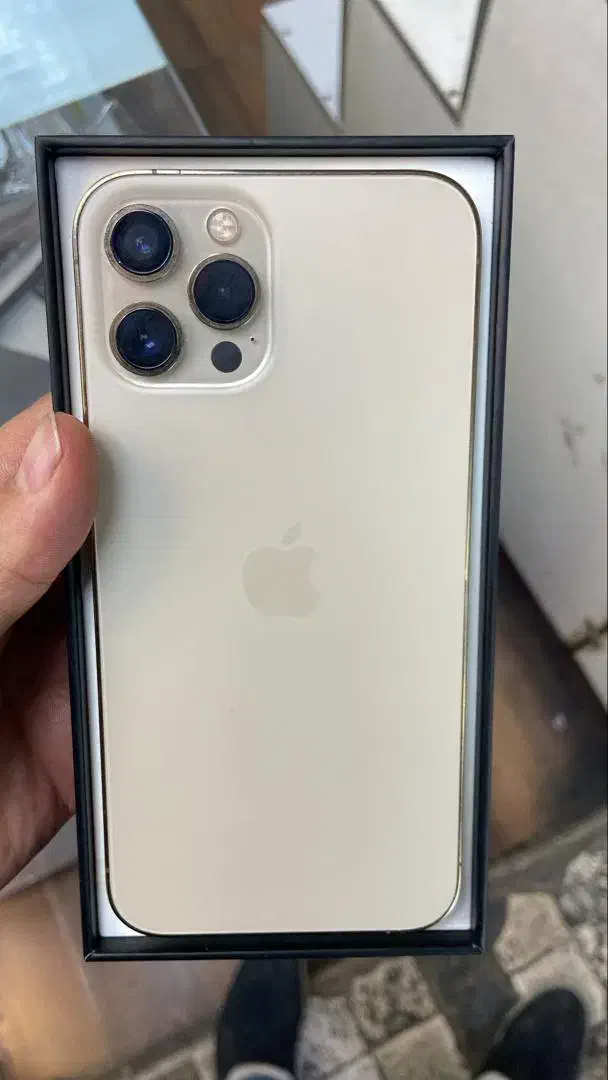 ایفون 12 max|موبایل|کرج, عظیمیه|دیوار