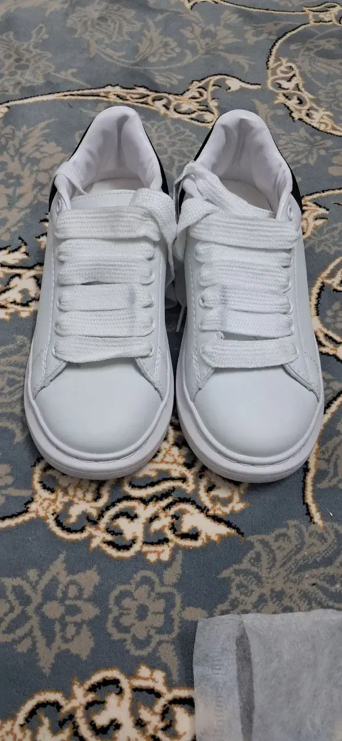 کفش خارجی|کیف، کفش، کمربند|بیرجند, |دیوار