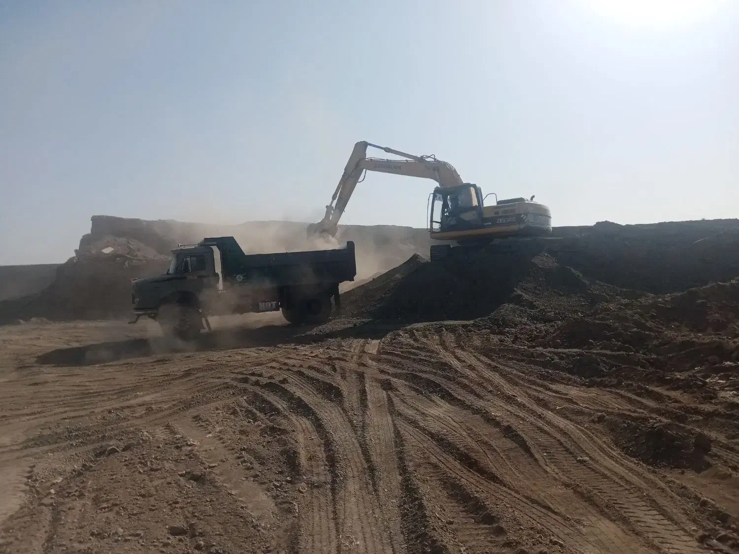 اجاره ماشین آلات راهسازی|خدمات پیشه و مهارت|سبزوار, بیهق شرقی|دیوار