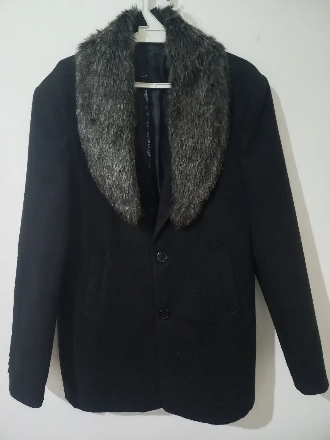 پالتو مردانه|لباس|مشهد, رده|دیوار