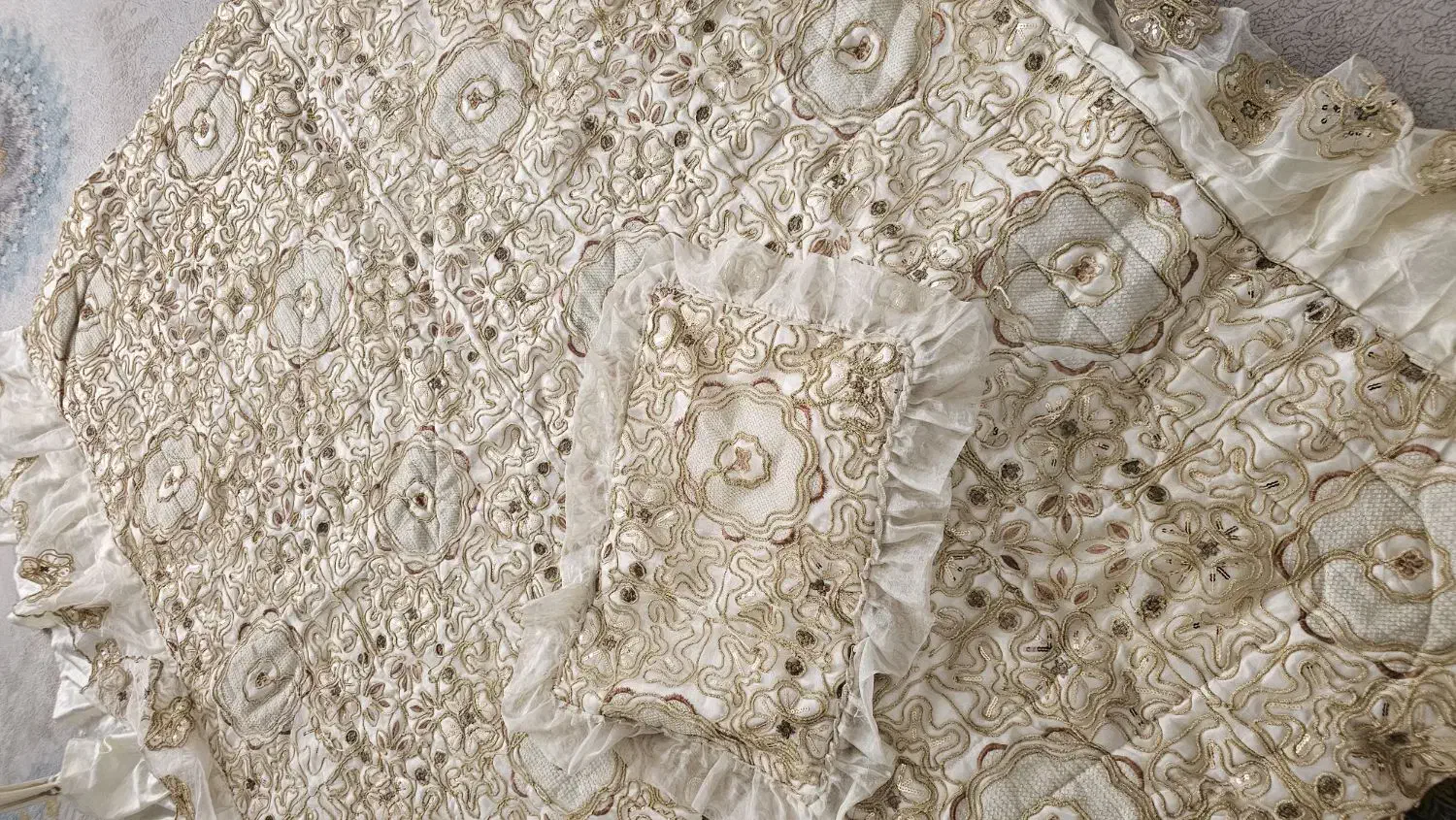 روتختی نو مناسب جهیزیه|سرویس روتختی|قم, باغ کرباسی|دیوار