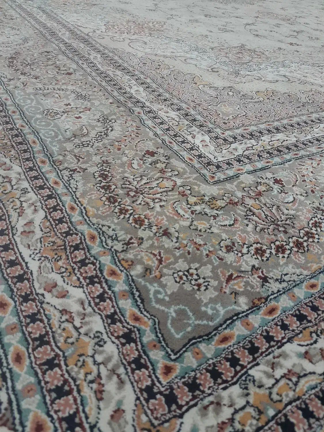 ۲ عدد فرش|فرش|سمنان, |دیوار