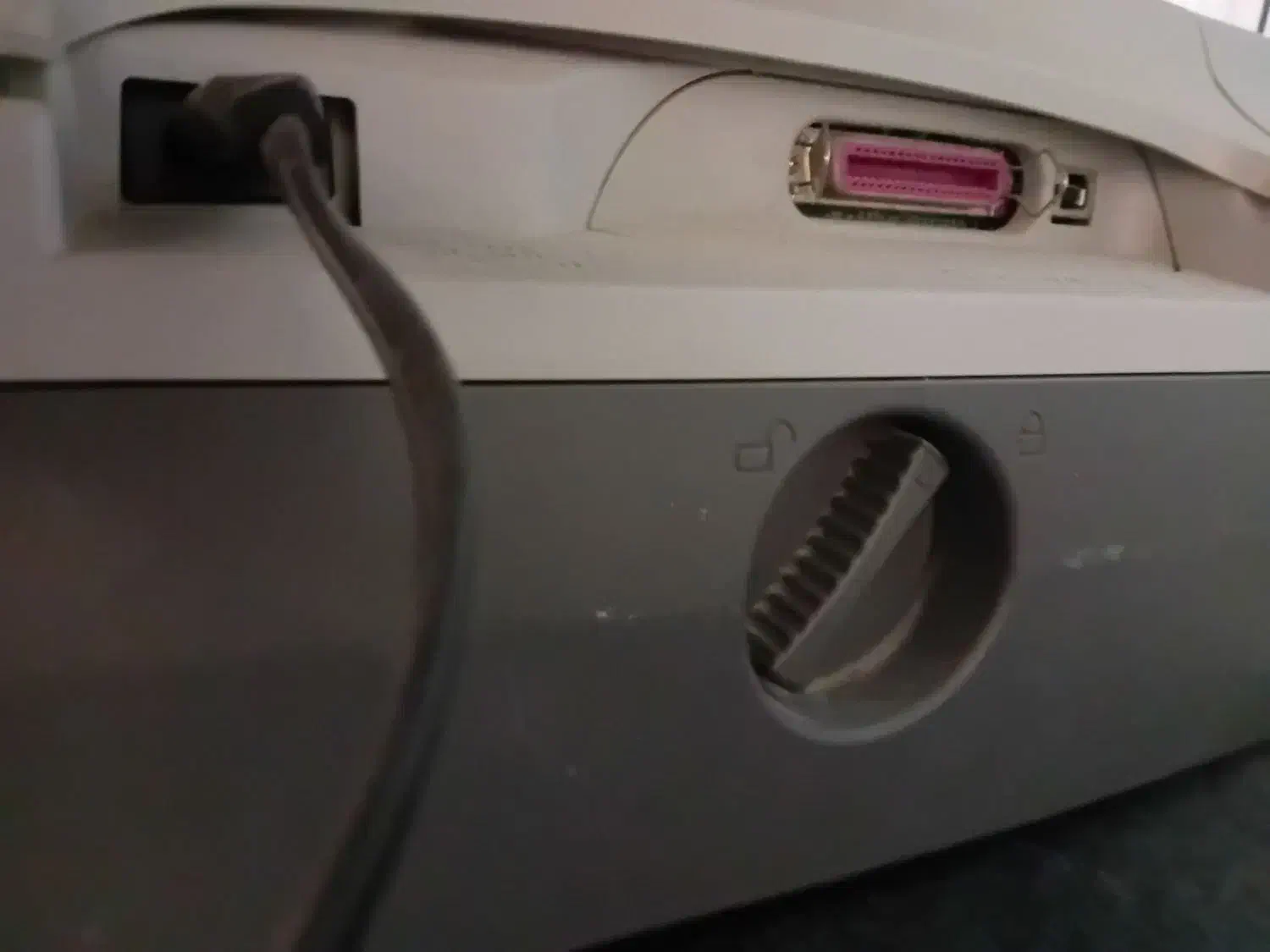 پرینتر جوهری قدیمی|پرینتر، اسکنر، کپی، فکس|شیراز, باهنر|دیوار